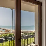 Apartment Caricia Complex Carpe Diem - Sea View , Free Parking & Swimming Pool
