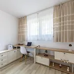 Caricia Complex Carpe Diem - Sea View , Free Parking & Swimming Pool Apartment *