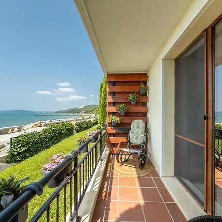 Caricia Complex Carpe Diem - Sea View , Free Parking & Swimming Pool