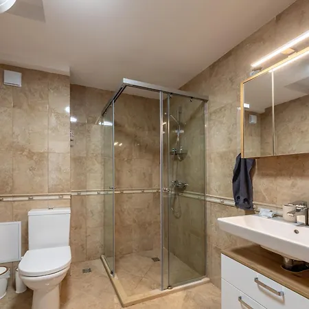 Caricia Complex Carpe Diem - Sea View & Free Parking بالشيك
