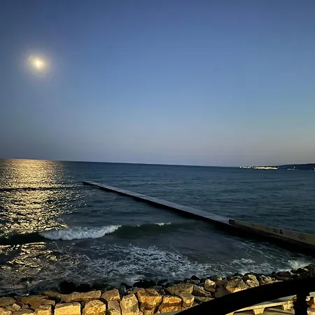 Apartment Caricia Complex Carpe Diem - Sea View , Free Parking & Swimming Pool Balchik