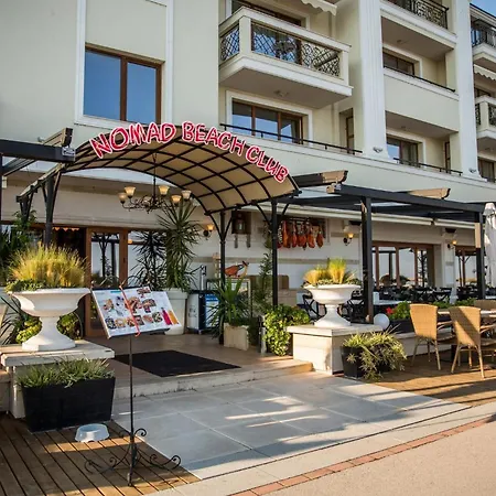 Caricia Complex Carpe Diem - Sea View & Free Parking Apartment *
