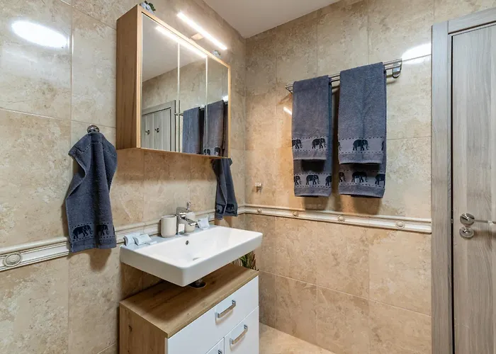 Caricia Complex Carpe Diem - Sea View , Free Parking & Swimming Pool *