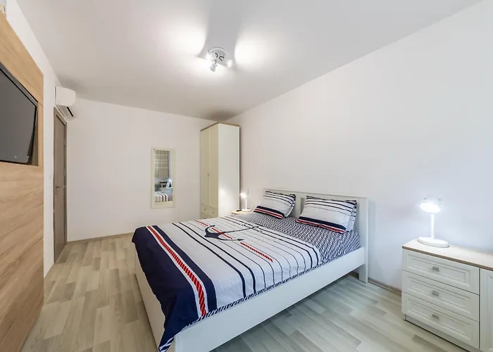 Caricia Complex Carpe Diem - Sea View , Free Parking & Swimming Pool Διαμέρισμα Μπαλτσίκ