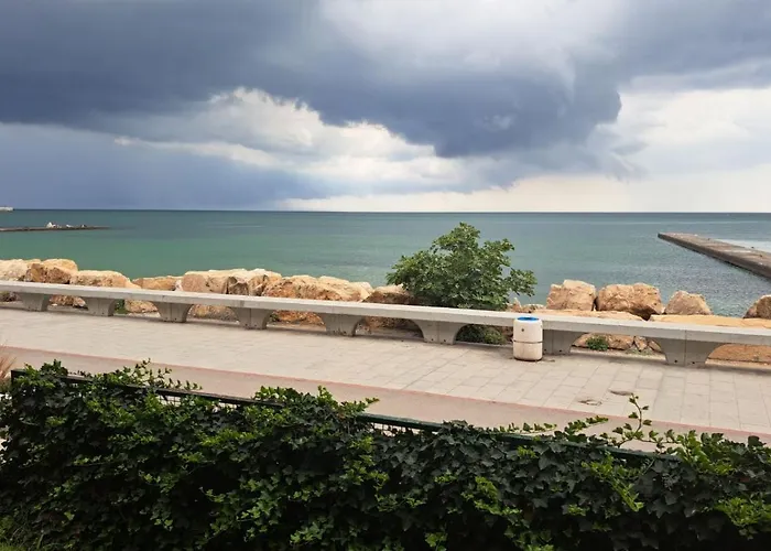 Διαμέρισμα Caricia Complex Carpe Diem - Sea View , Free Parking & Swimming Pool *